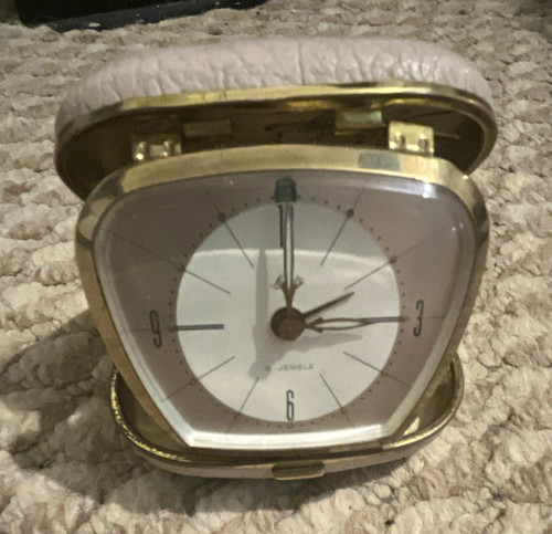 Vintage folding travel wind - folding,