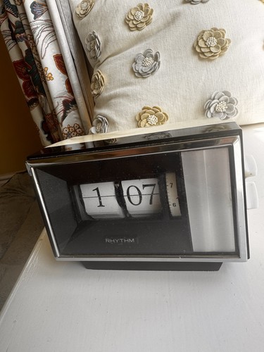 Vintage flip clock rhythm - vintage,