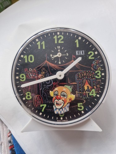 Sturm circus faced alarm - faced,